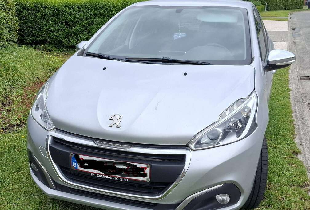 Peugeot 208 1.2i PureTech Style