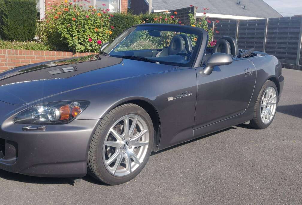Honda S2000 2.0i Af fabriek hardtop + nieuw oem softtop