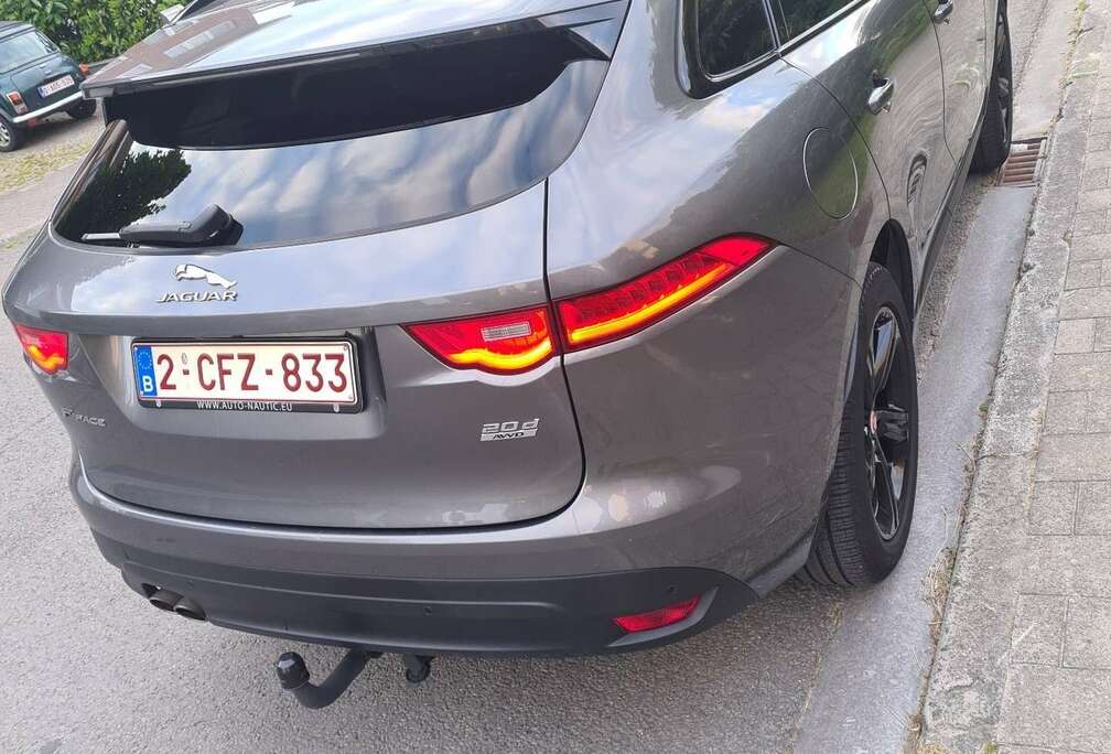 Jaguar 2.0 D AWD R-Sport