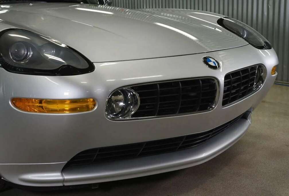 BMW 4.9i V8 Convertible