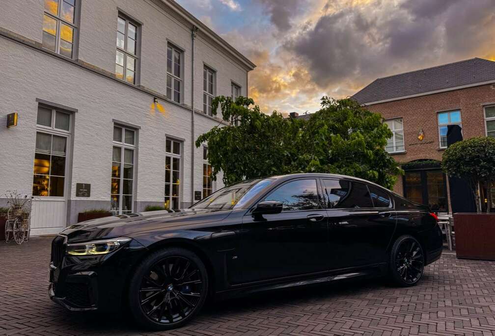 BMW Long 745eXAL PHEV OPF