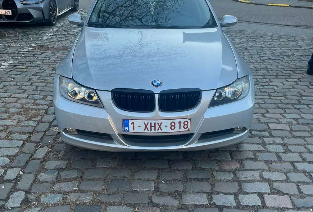 BMW 318i