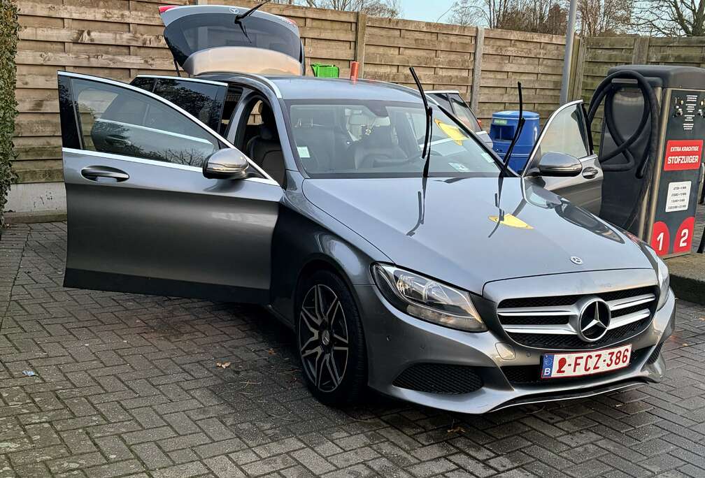 Mercedes-Benz d T 9G-TRONIC