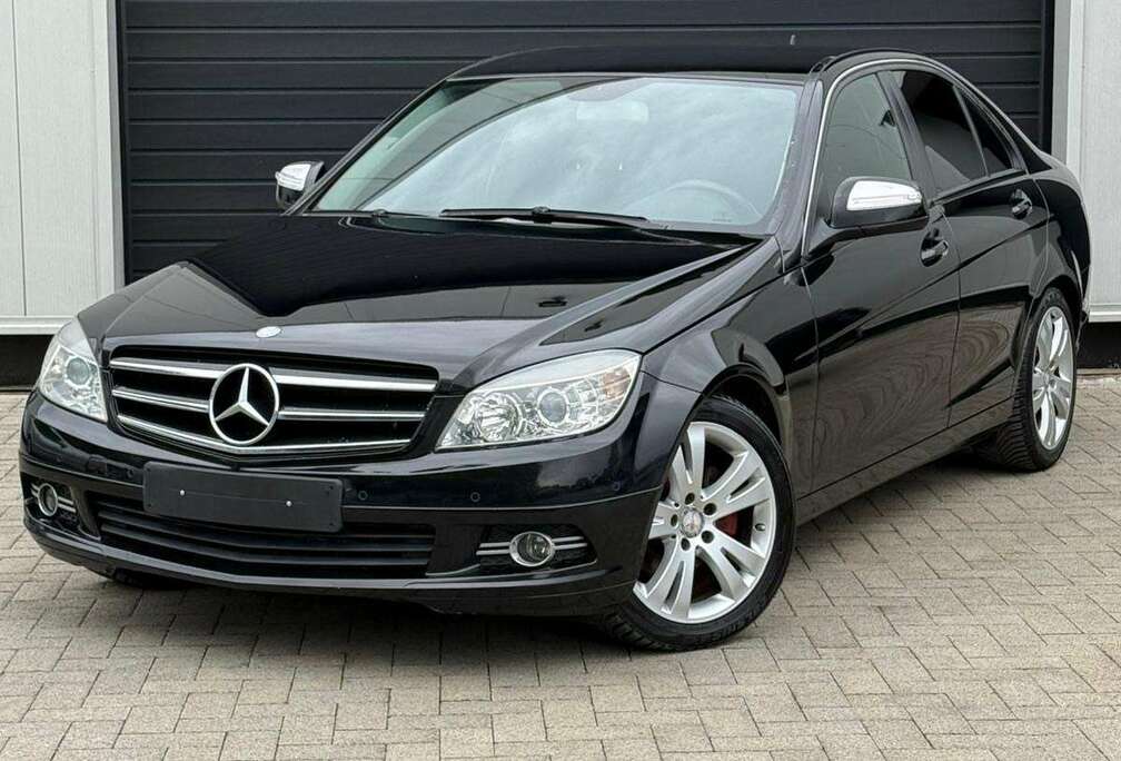 Mercedes-Benz Mercedes C180 Essence Kompressor Apple CarPlay