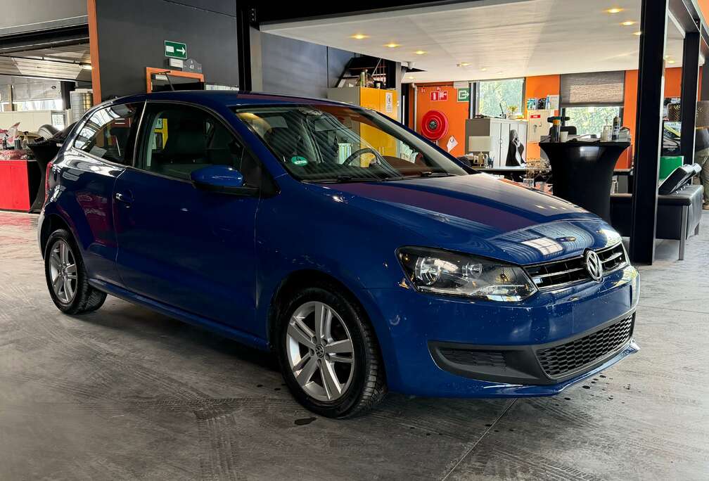 Volkswagen Polo 1.2 TSI Highline DSG/12 mois de garantie/automatique