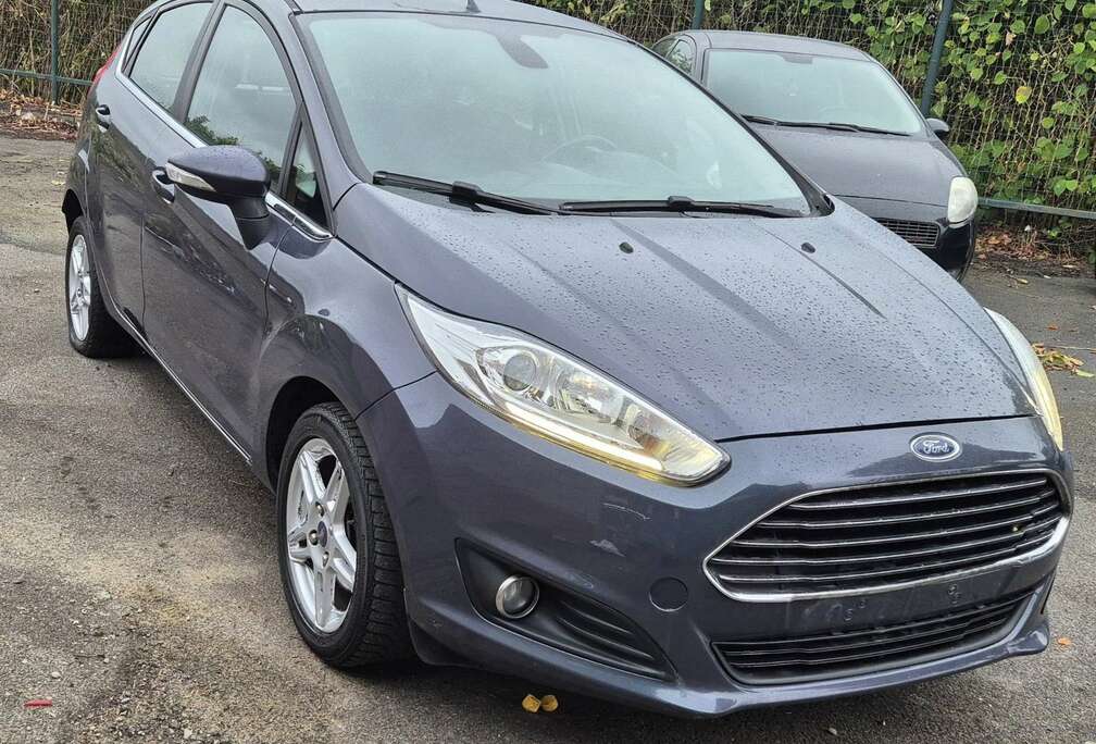 Ford Ford fiesta 1.0 cv année 2013