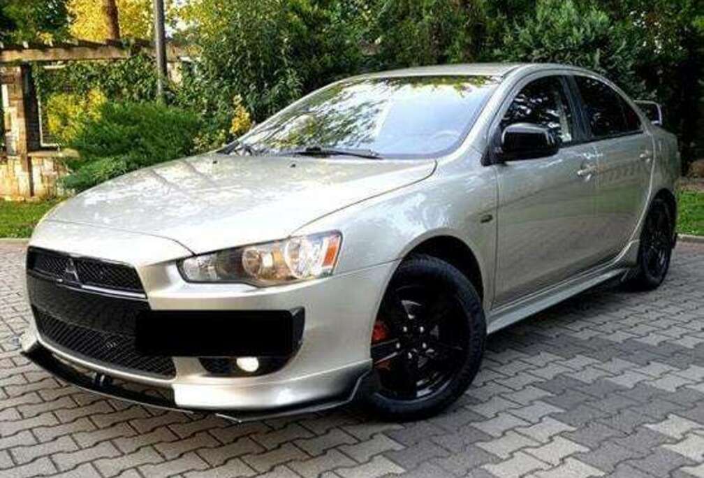 Mitsubishi 1.3i GL