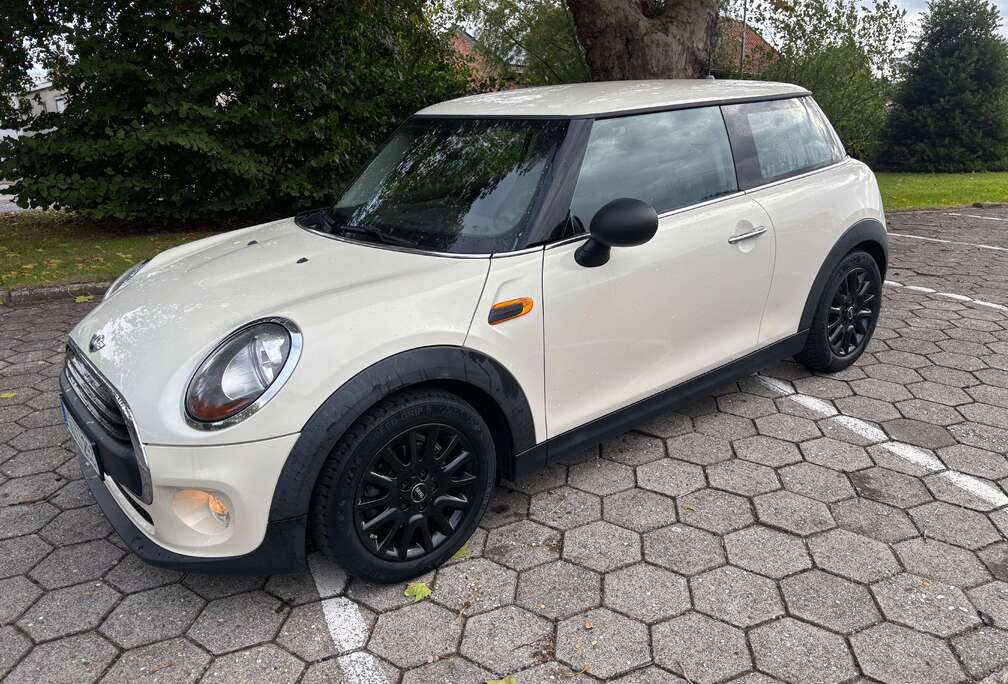 MINI Zeer mooie mini One benzine in top staat met garantie.