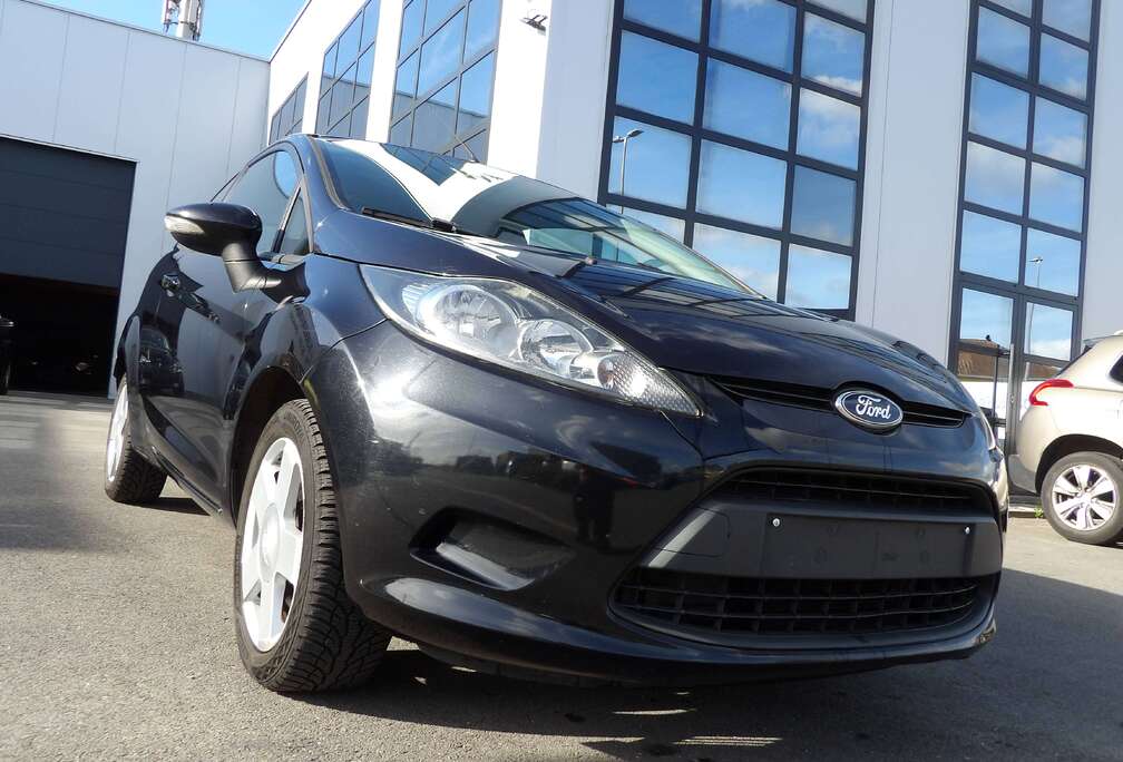 Ford Fiesta 1.25i met airco met garantie.