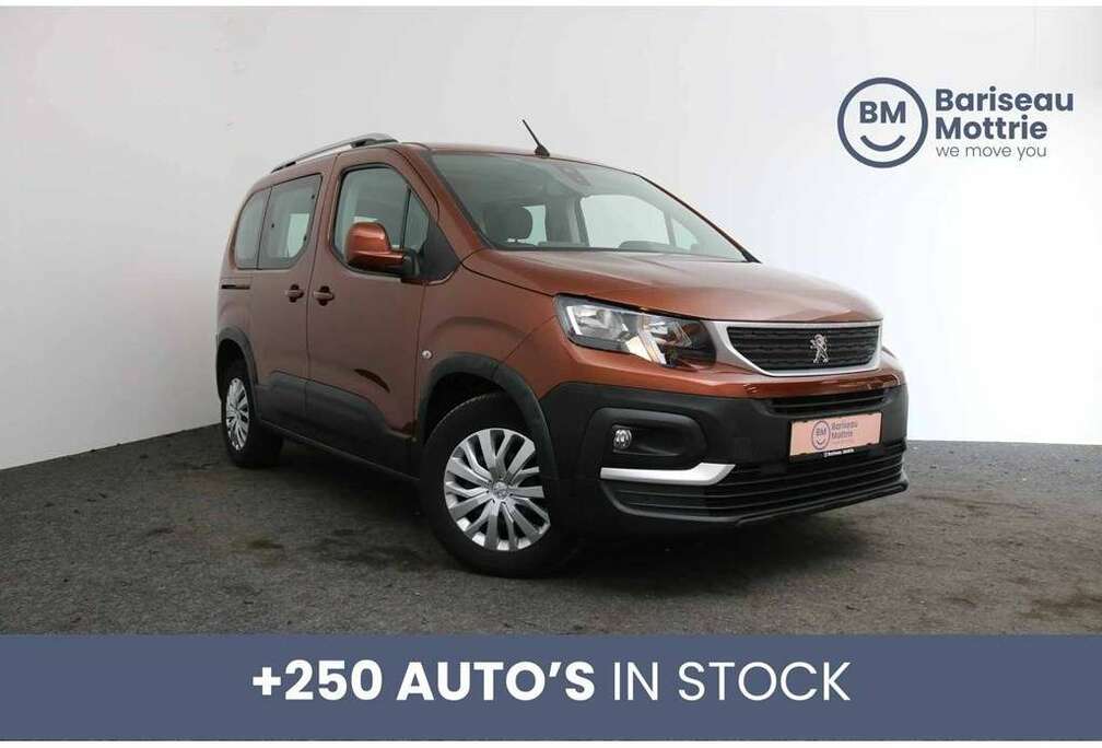 Peugeot NEW 1.5BHDi L1 STD Light CAMERACARPLAYAIRCOCRUI