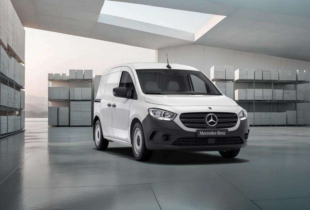 Mercedes-Benz 110 CDI L1 Base ESSENTIAL EDITION