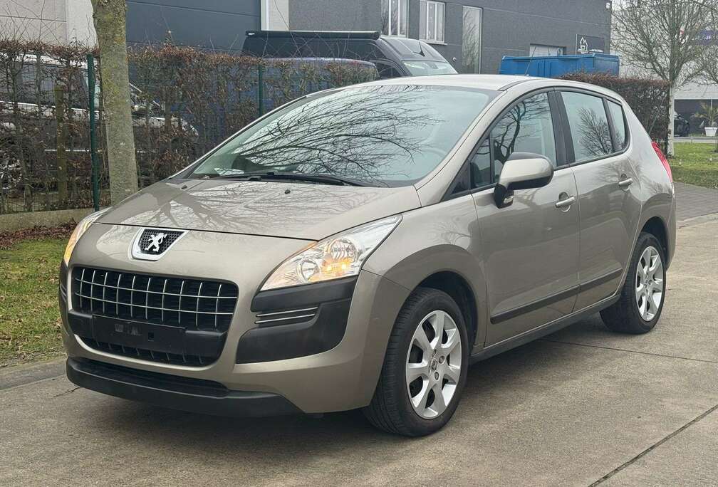 Peugeot 3008 1.6 HDi Confort Pack FAP