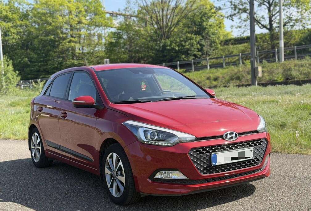 Hyundai 1.2 YES MET MAAR 13 250 KM