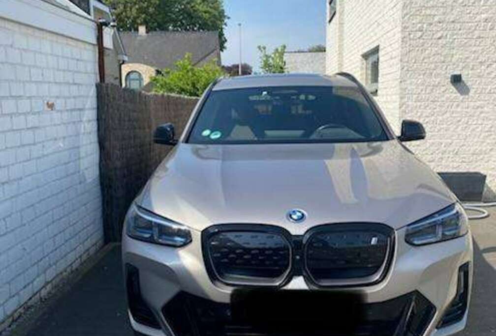 BMW iX3 80 kWh