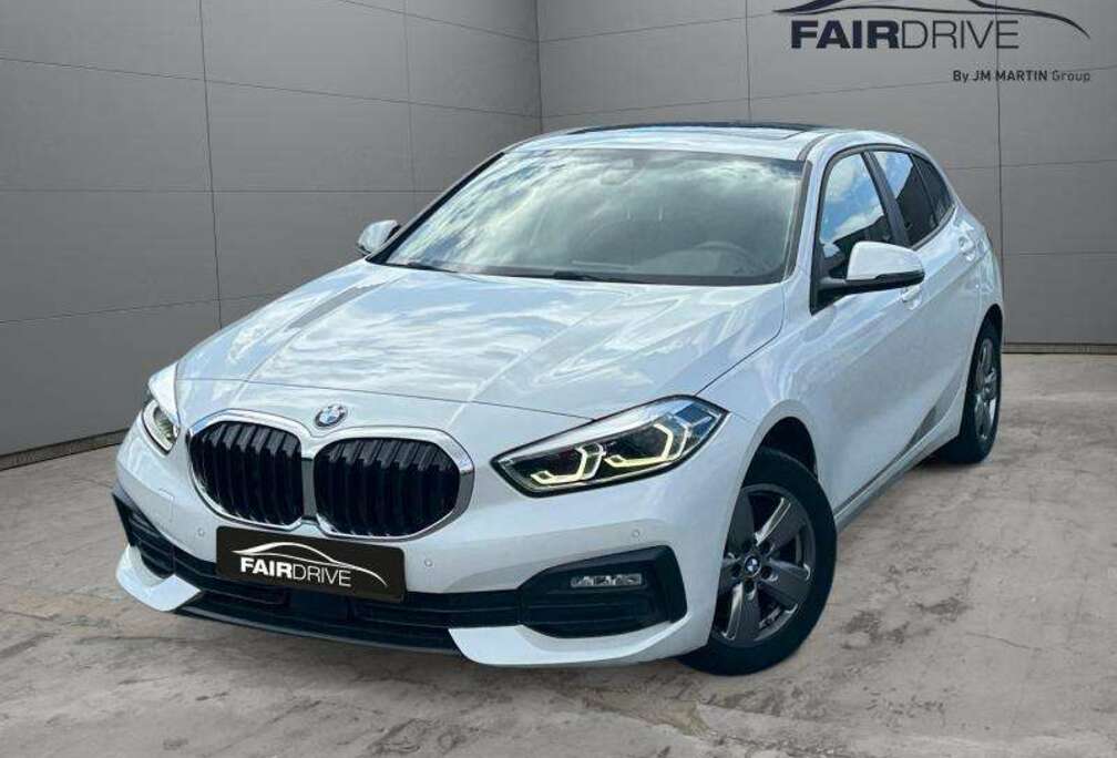 BMW 118i CARPLAY/TOIT OUVRANT/GPS/CLIM/PDC/CUIR