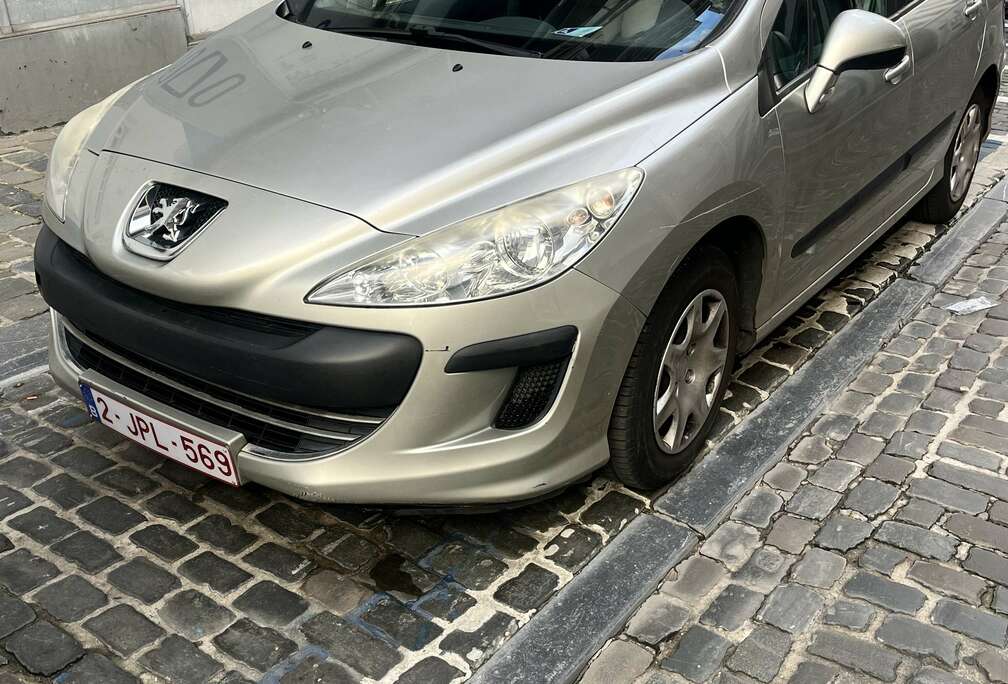 Peugeot 1.4i Confort