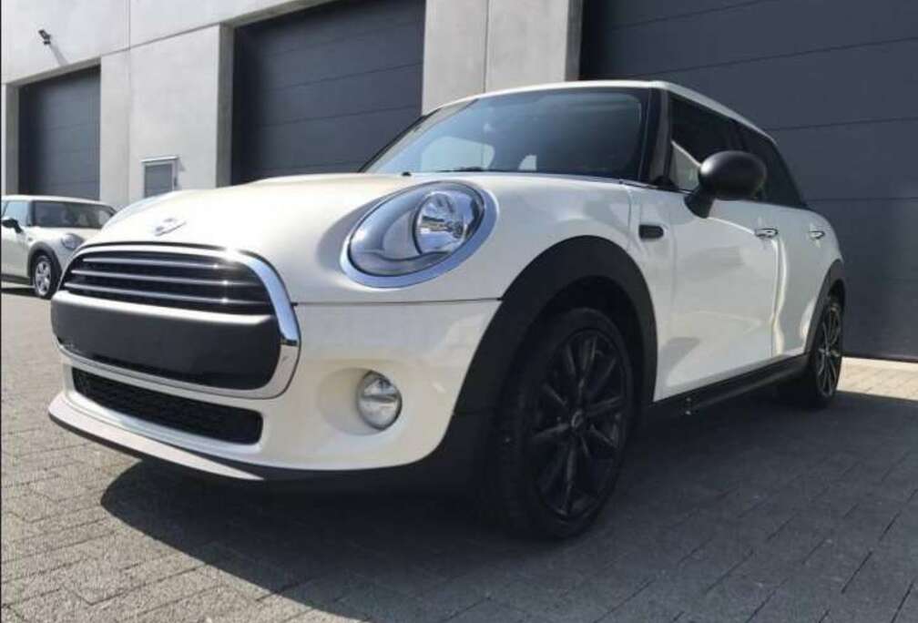 MINI One First Benzine (70437 km)