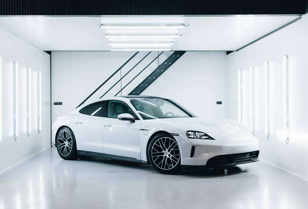Porsche Achterasbesturing Luchtvering Pano BOSE ACC 360