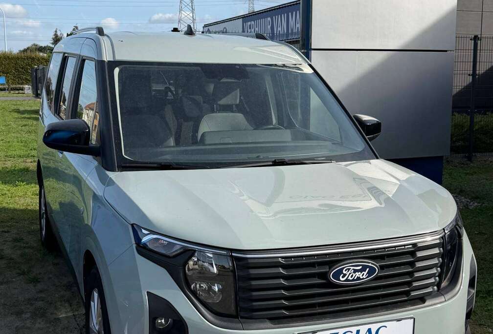 Ford Tourneo Courier 1.0 EcoBoost Titanium Titanium