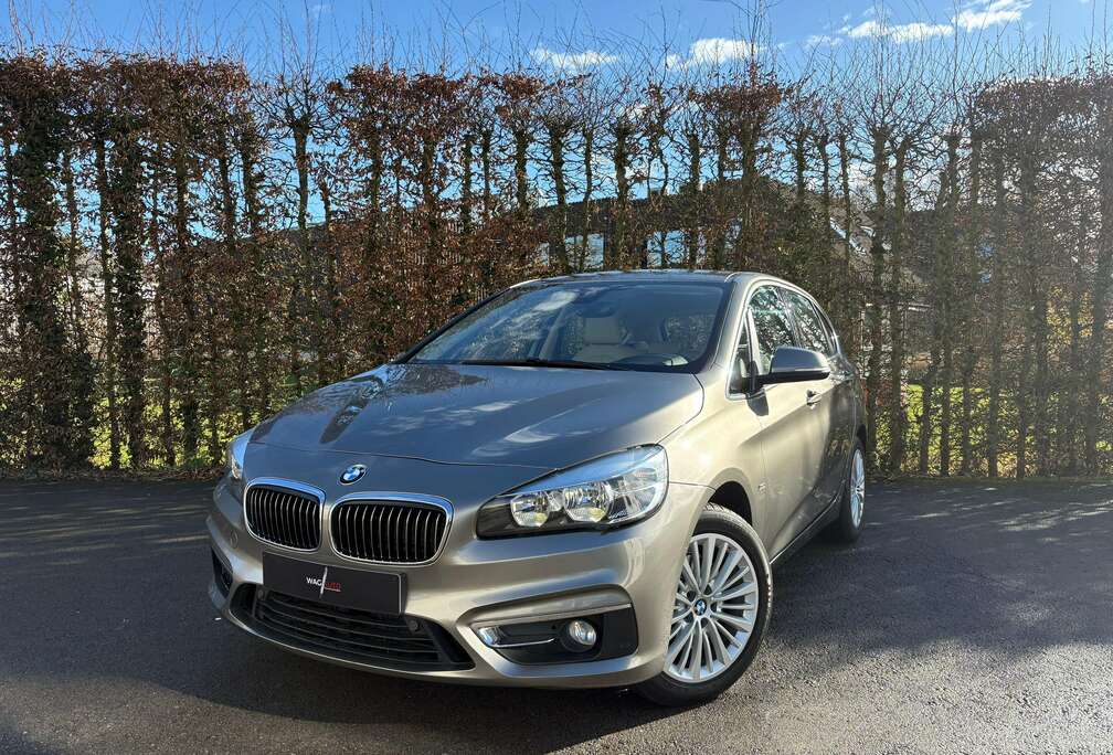 BMW Active Tourer / LUXURY / / CUIR / / CAMERA /