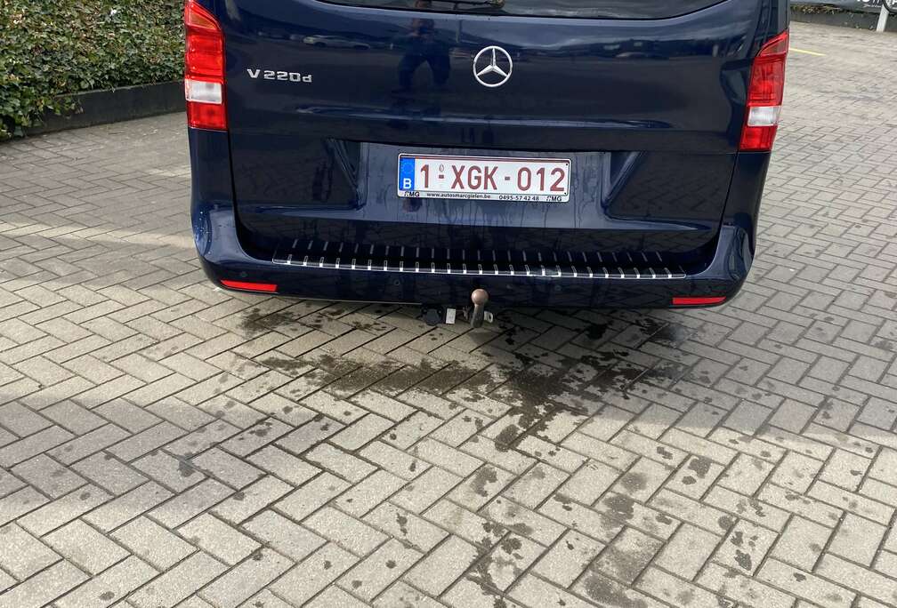 Mercedes-Benz (BlueTEC) d lang 7G-TRONIC