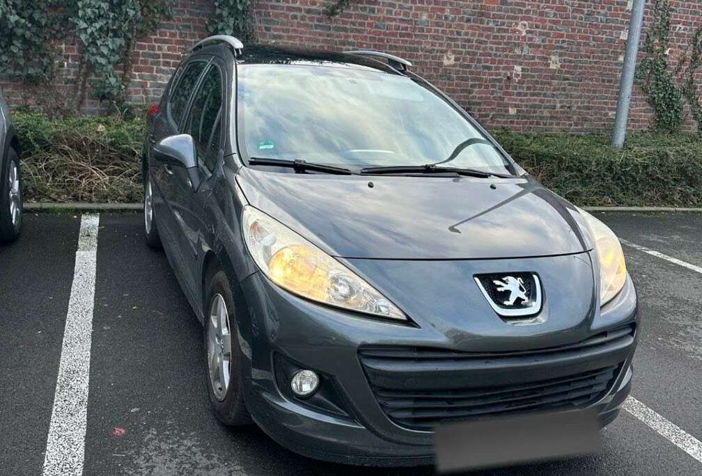 Peugeot SW 1.4i Sporty