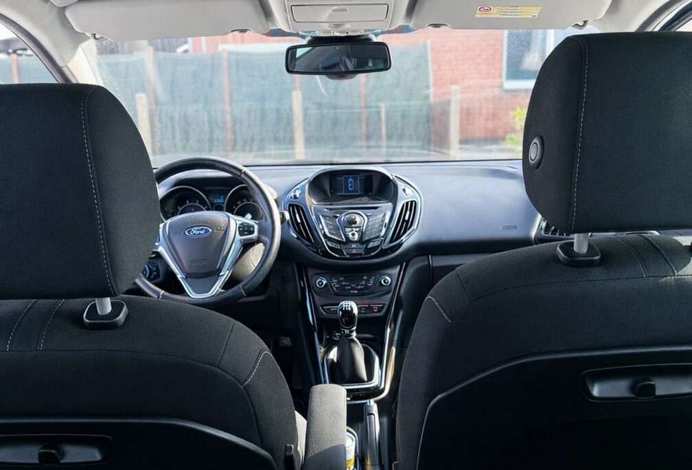 Ford 1.0 EcoBoost Titanium