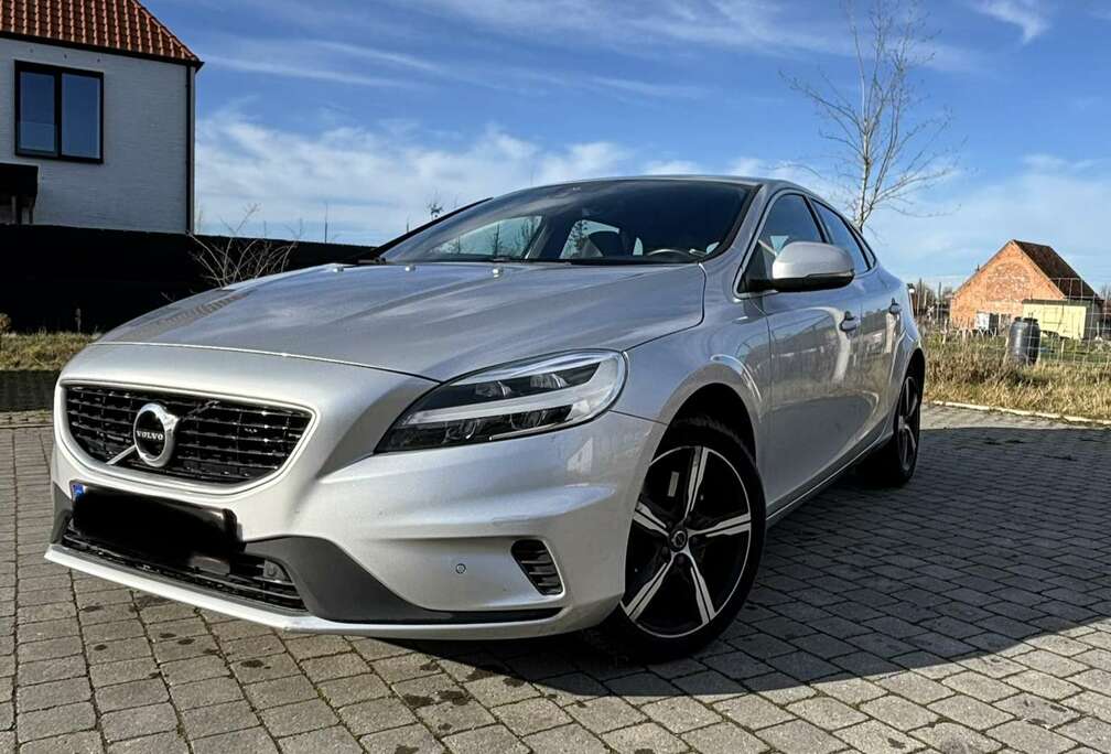 Volvo 1.5 T2 R-Design Geartronic