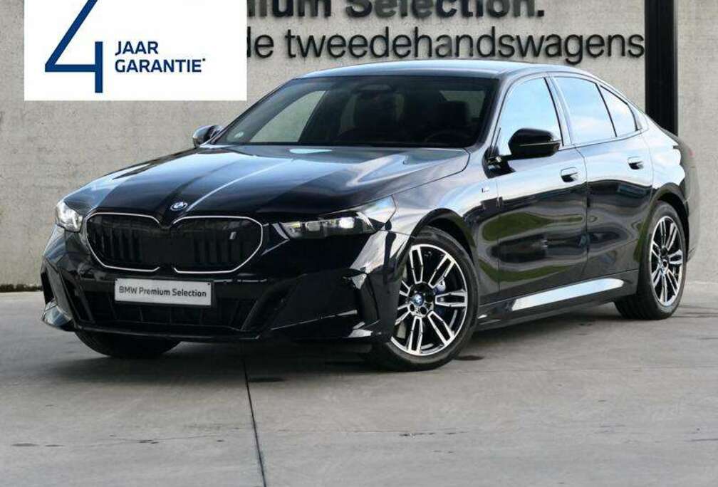 BMW eDrive40 Berline M Sport  PANO  TOWB