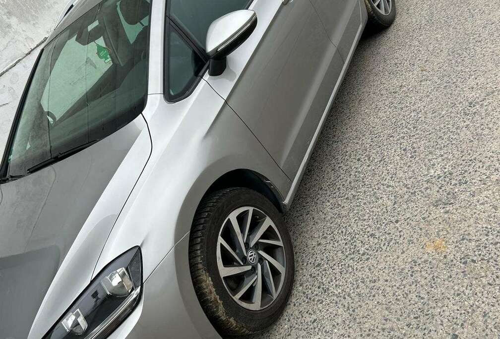 Volkswagen 1.2 TSI Sound DSG