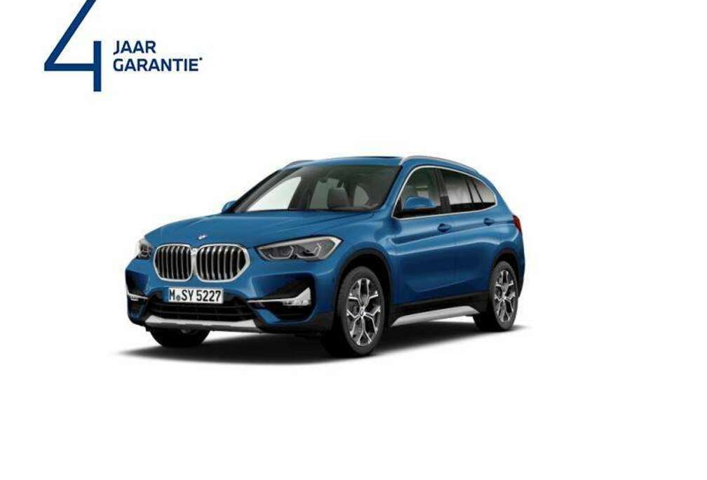 BMW sDrive18i Model X Line