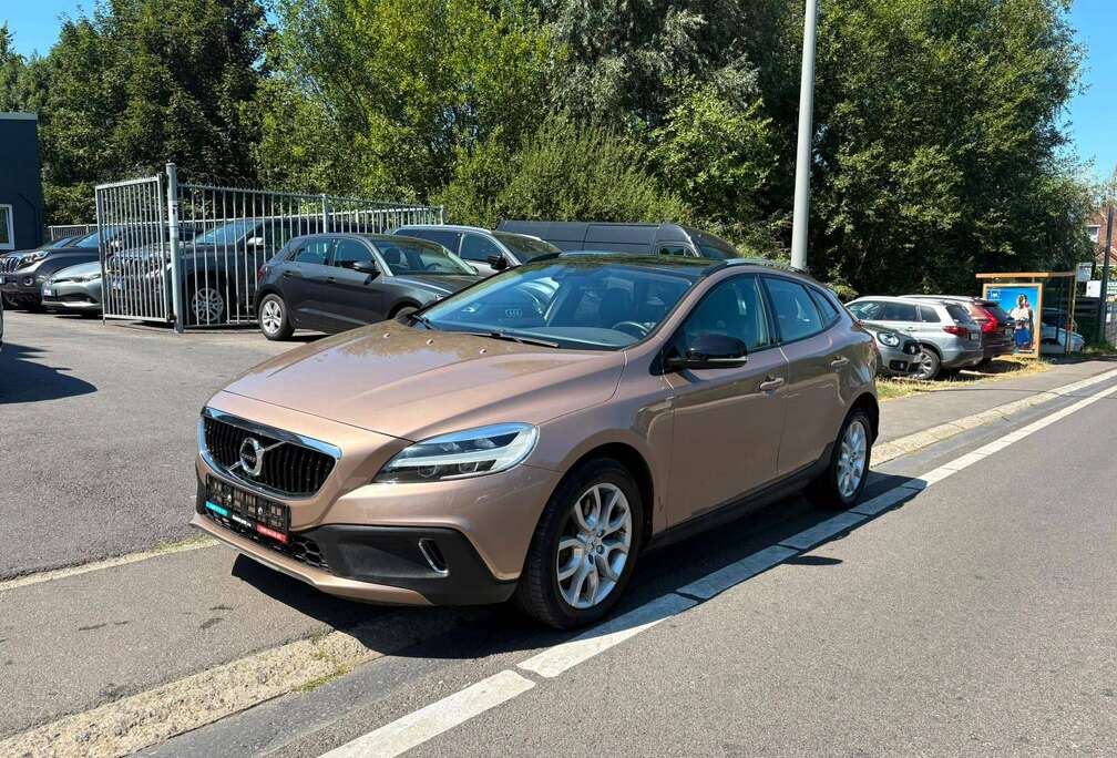 Volvo V40 Cross Country/7020 Netto/2.0 D2/1.Owner/Full Volvo Service/Perfect Condition