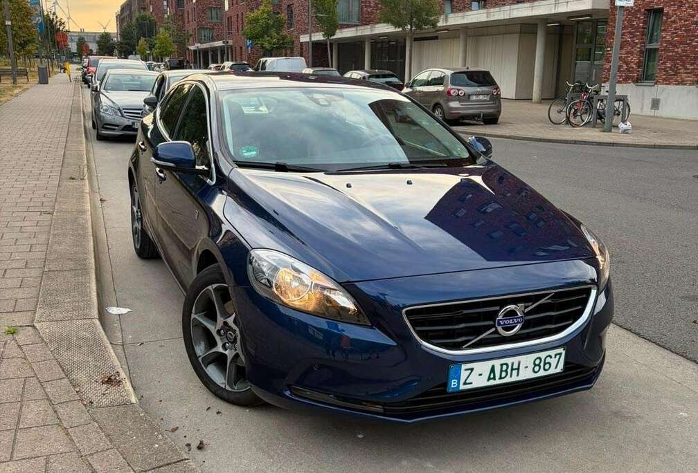 Volvo 2.0 T3 OceanRace 152pk