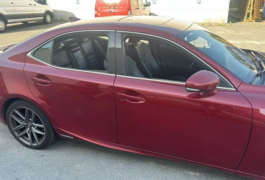 Lexus 300h