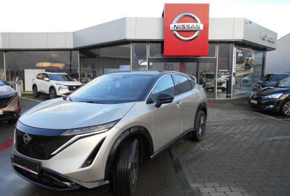 Nissan 63kWh ADVANCE 2WD