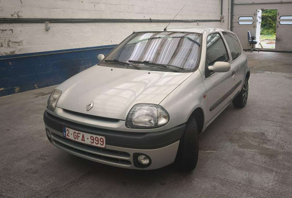 Renault 1.4i 16v RXE