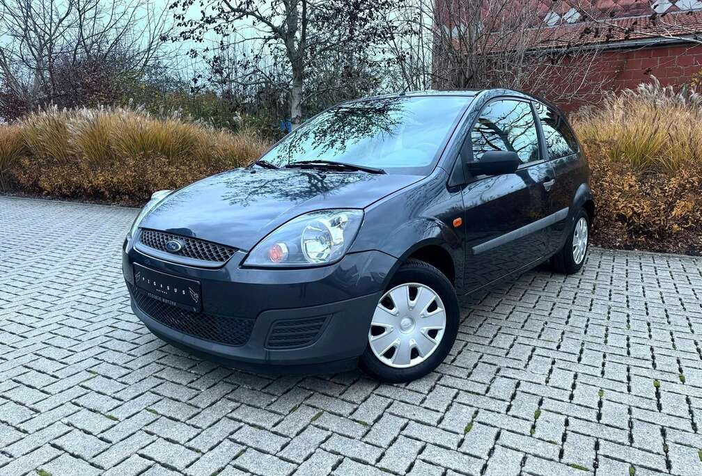 Ford 1.3i - 2007/178000km/Benzine - Gekeurd