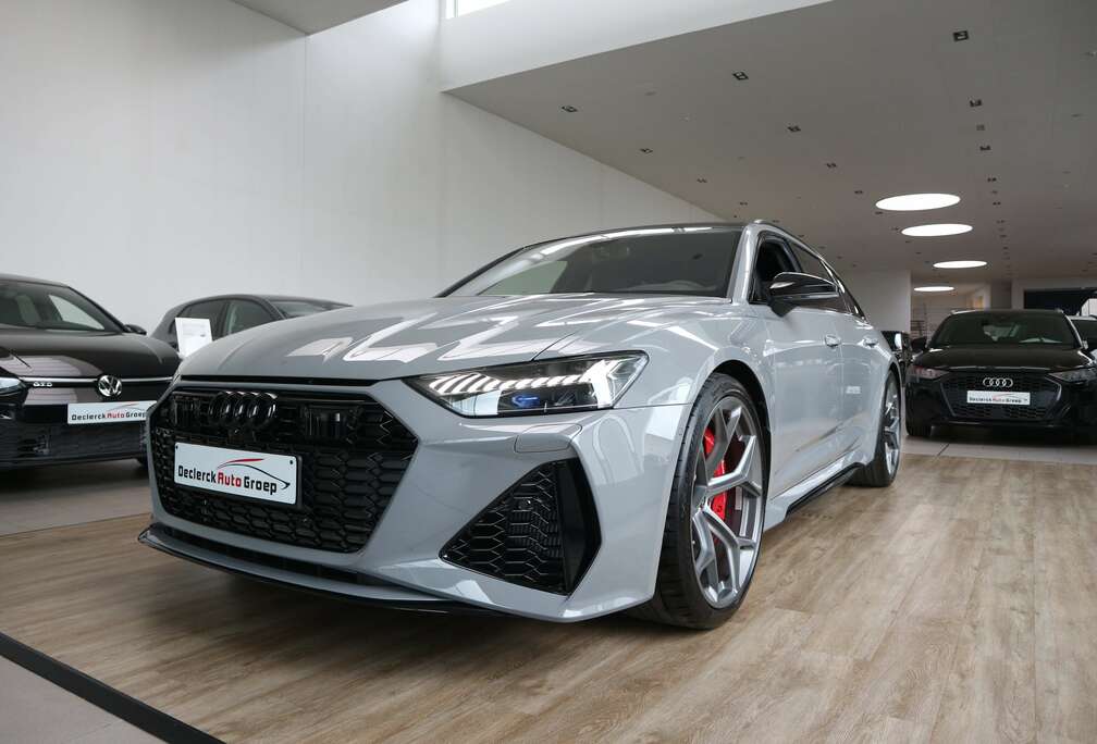 Audi PERFORMANCE*FULLOPTION*KERAMISCHE REMMEN*NIEUW*TOP