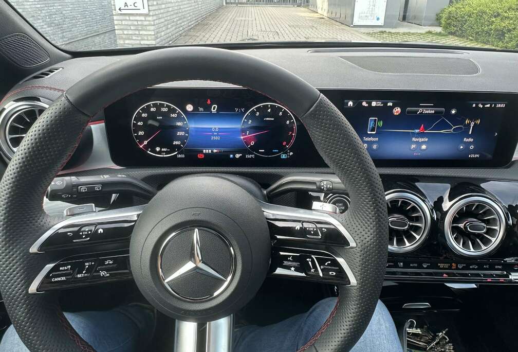 Mercedes-Benz Shooting Brake AMG Line