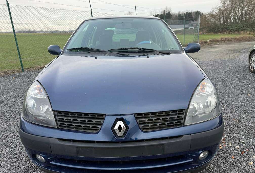 Renault Clio 1.2i 16v Community III