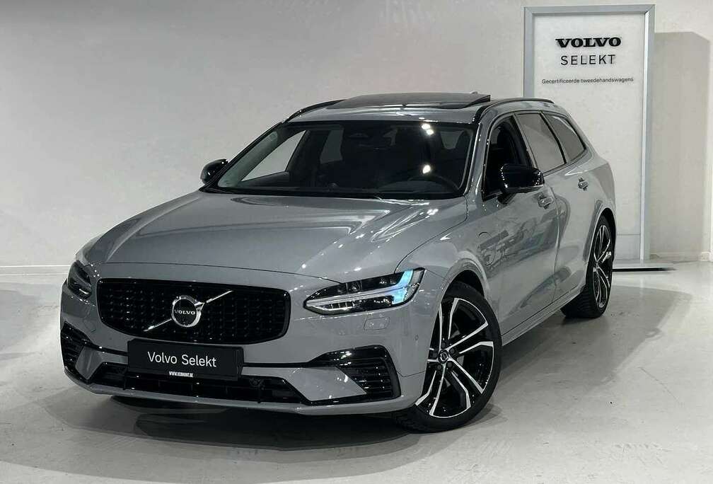 Volvo T8 Recharge Ultra Dark + LUCHTVERING/TREKHAAK/B&W