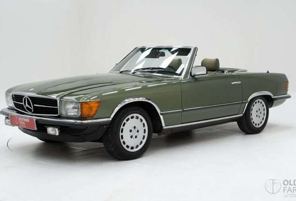 Mercedes-Benz \'83 CH3696