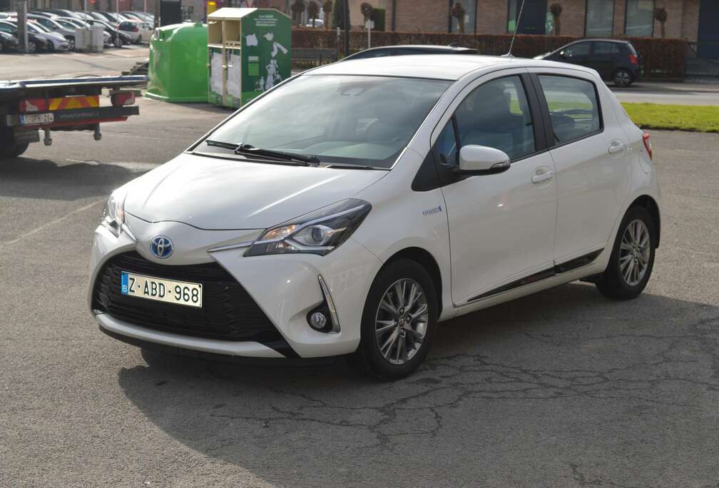 Toyota 1,5 HYBRIDE als nieuw weinig kms