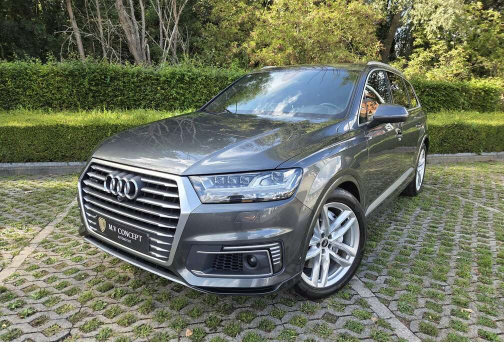 Audi 3.0 TDI e-tron quattro S-LINE / Pano / Cam360