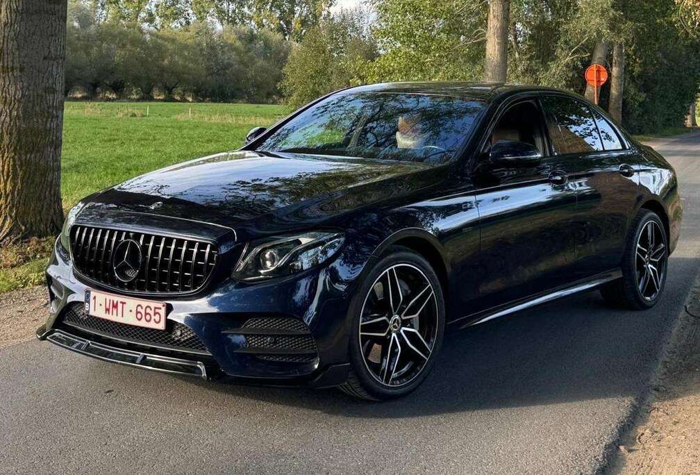 Mercedes-Benz E 300 e 9G-TRONIC AMG Line