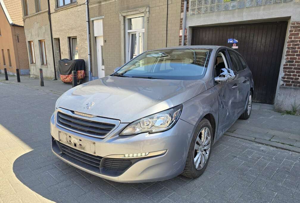 Peugeot SW e-HDi 115 Stop & Start Access