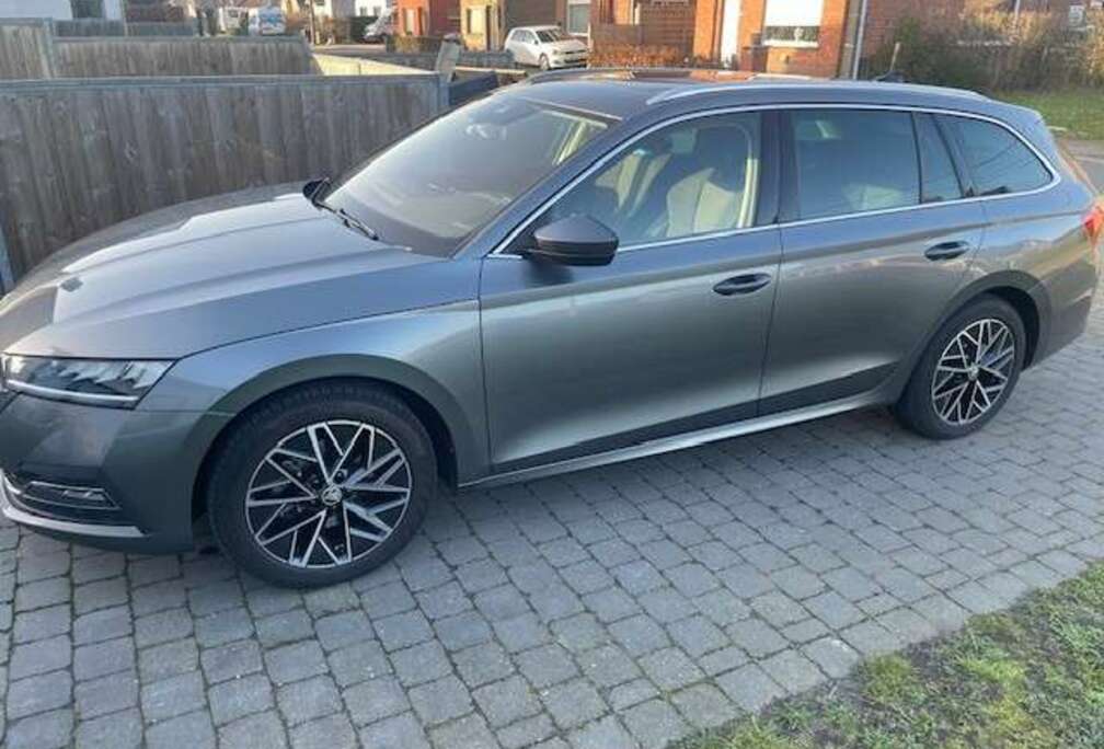 Skoda Octavia SW 2.0 TDi SCR Clever DSG