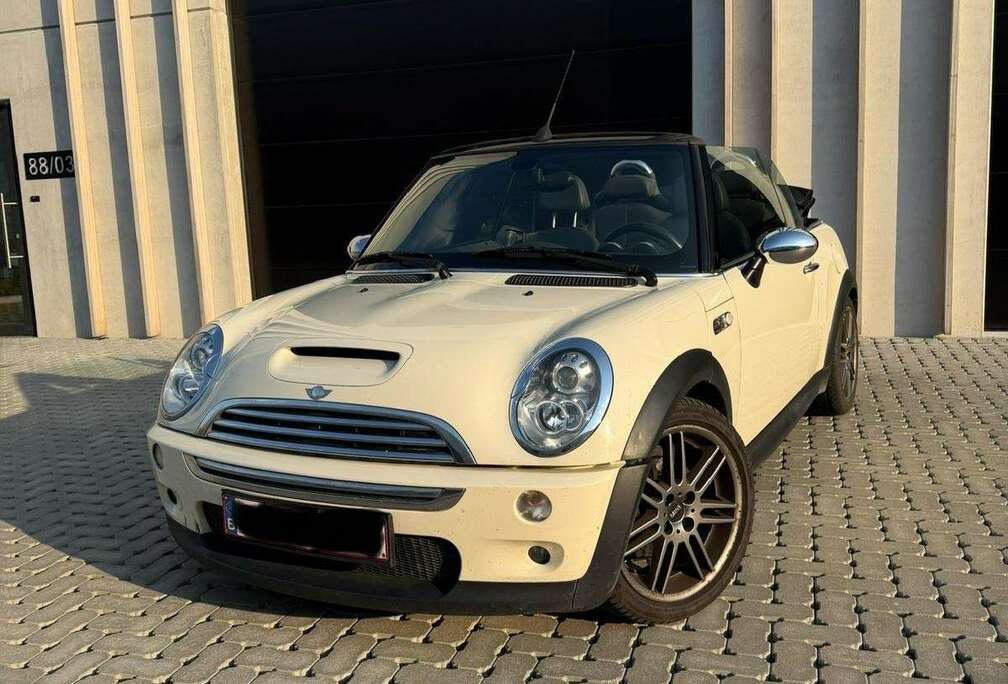 MINI Mini Cooper S Cabrio Gekeurd voor verkoop