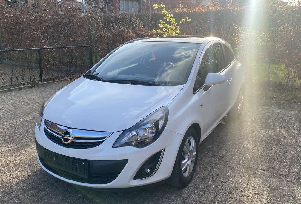 Opel 1.2i Enjoy Easytronic