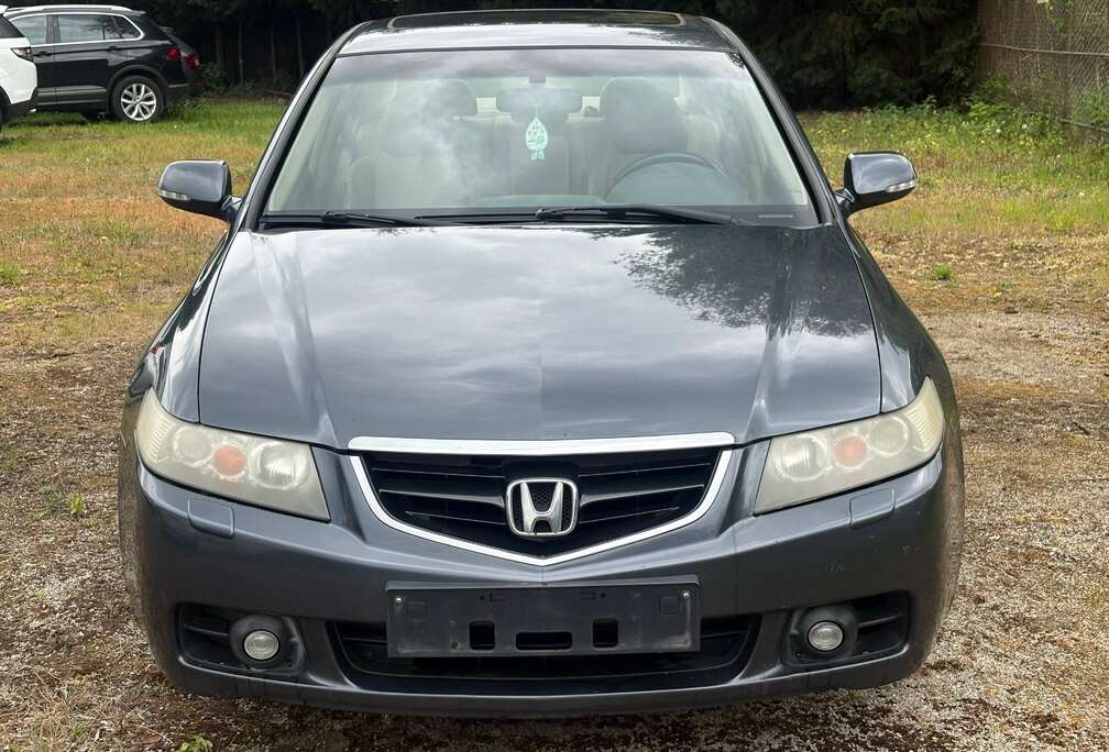 Honda Accord 2.2 CTDi 320.000 km